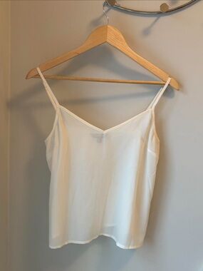 Express Classic White V-Neck Spaghetti Strap Tank Top